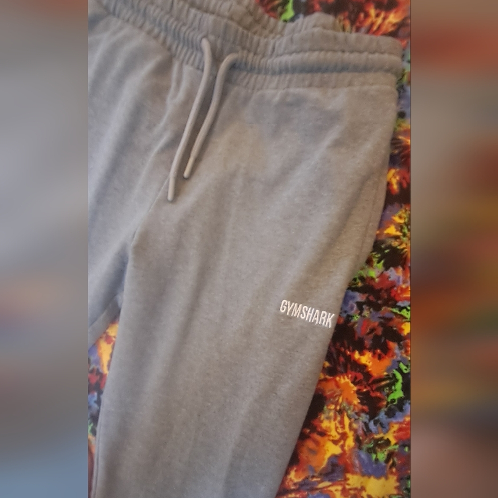 Gymshark Skinny Sweatpants - Picture 2 of 7